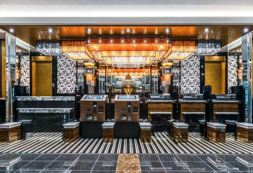 Apa Hotel Shin Osaka Ekimae