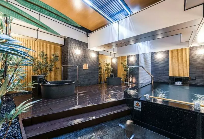 Apa Hotel Shin Osaka Ekimae