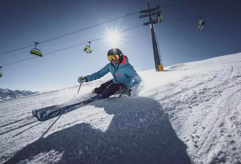 Club Hotel Rooms Only   By Mountain Hotels