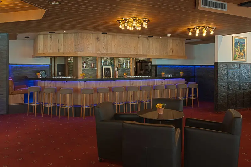 Club Hotel Rooms Only By Mountain Hotels
