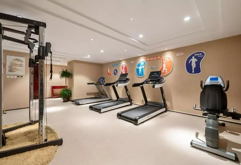 Guangdong Hotel Shanghai   Free Self Service Laundry