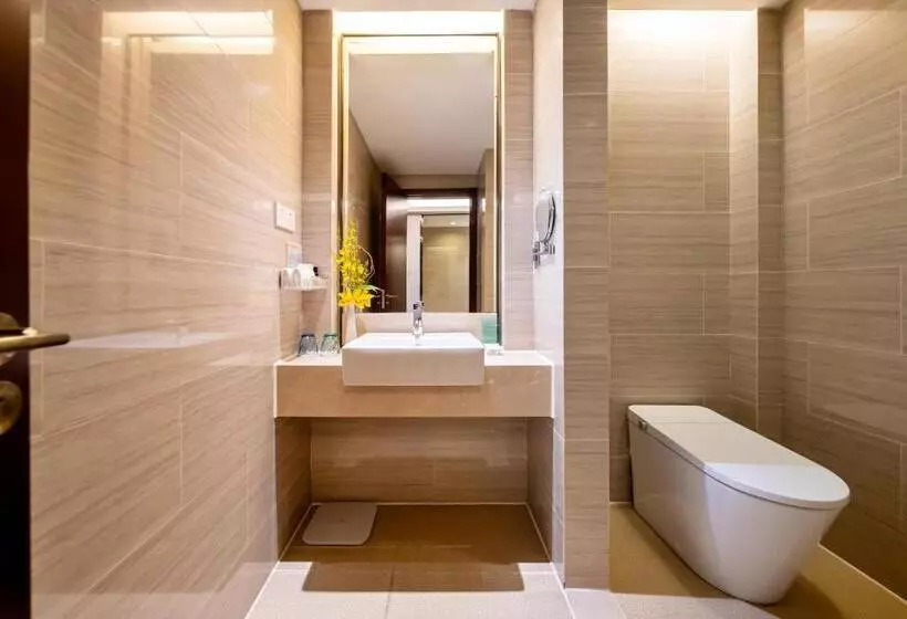 Guangdong Hotel Shanghai   Free Self Service Laundry