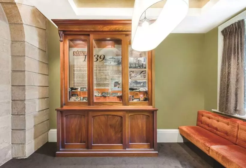 Adina Apartment Hotel Adelaide Treasury