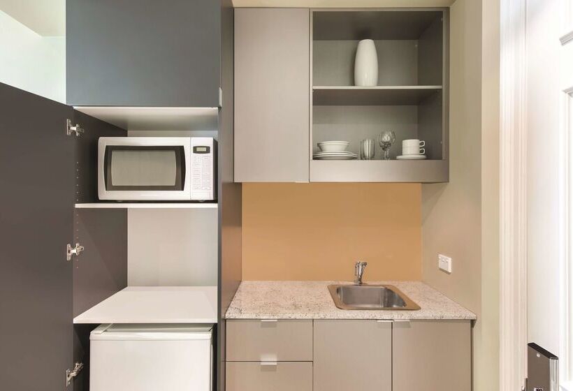 Adina Apartment Hotel Adelaide Treasury