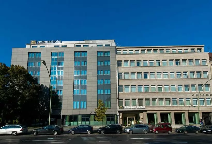 هتل Adrema