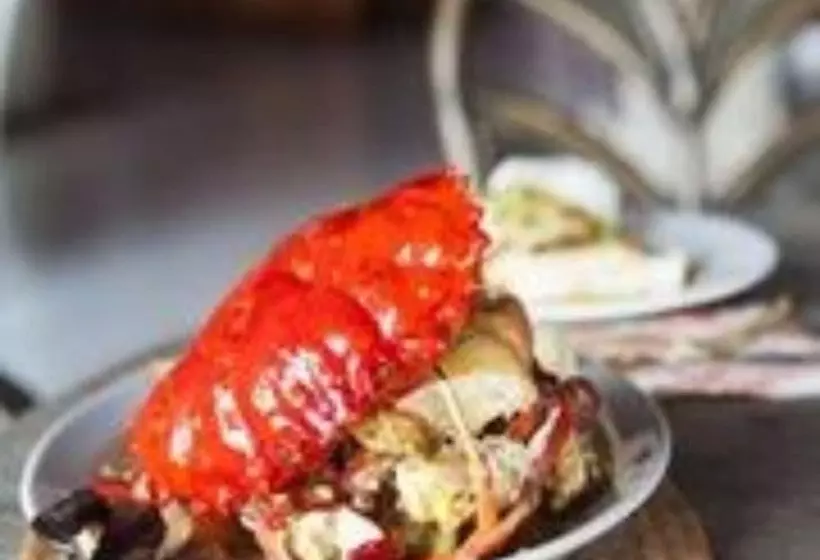 هتل Aore Island Resort