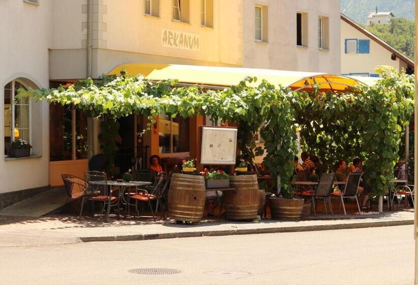 Отель Arkanum