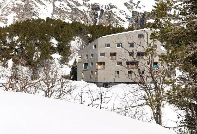 ホテル B & B Longhin