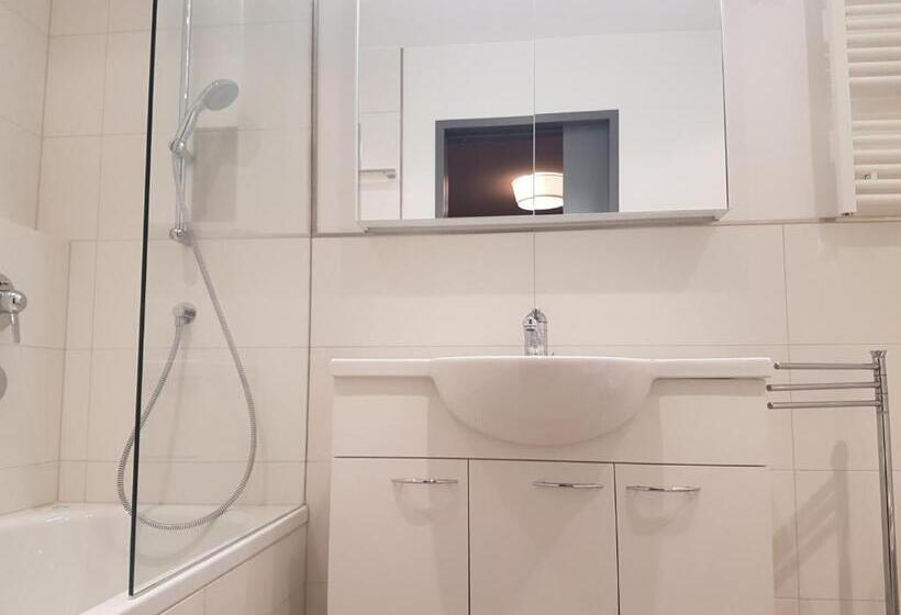 فندق B & B Longhin