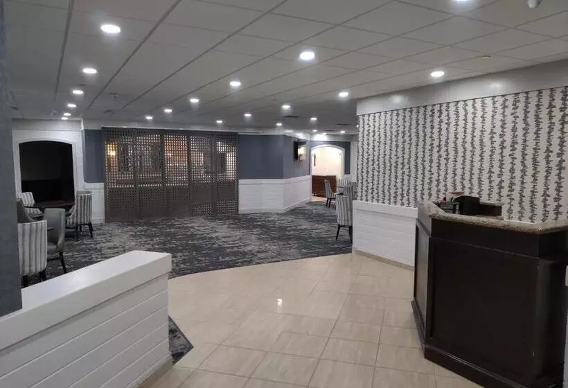 هتل Crowne Plaza Jacksonville Airport, An Ihg