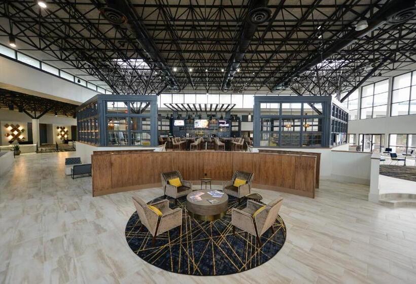 فندق Crowne Plaza Jacksonville Airport, An Ihg