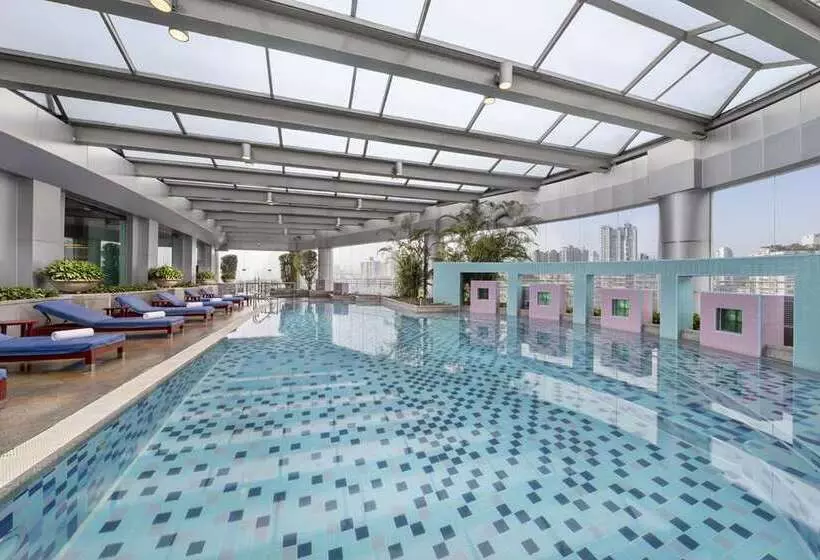 هتل Hilton Chongqing