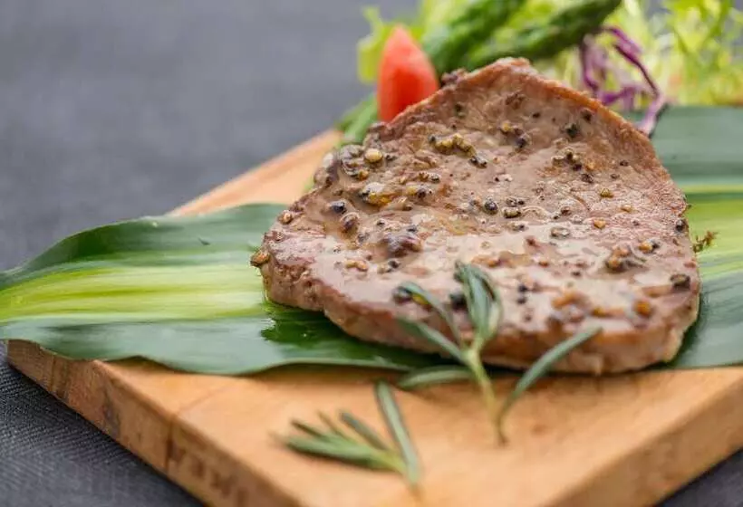 هتل Hilton Chongqing