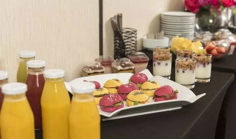 ホテル Holiday Inn Express Santiago Las Condes, An Ihg