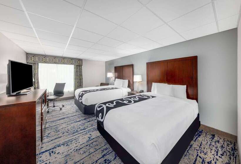 酒店 La Quinta Inn By Wyndham Lynnwood