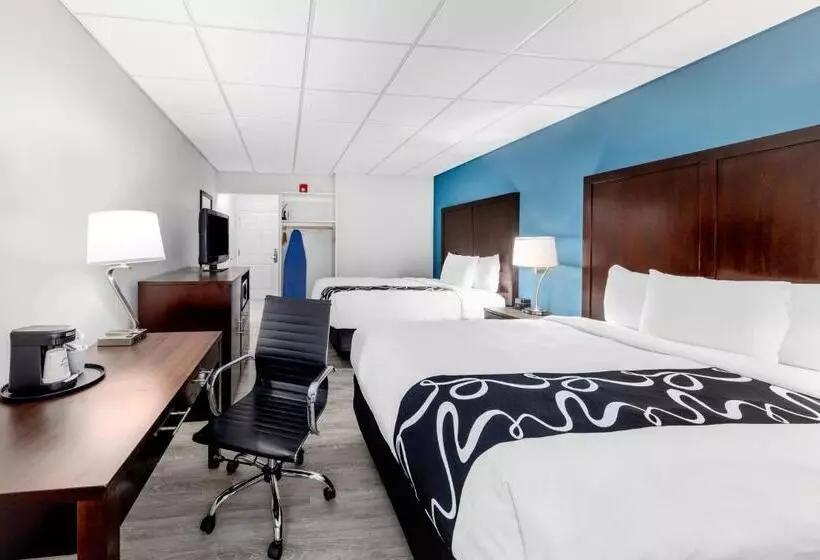 酒店 La Quinta Inn By Wyndham Lynnwood