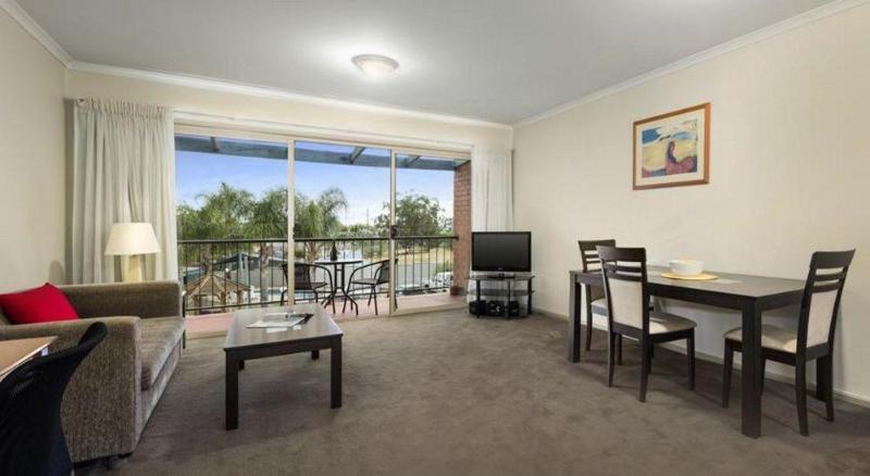 فندق Quest Tamworth