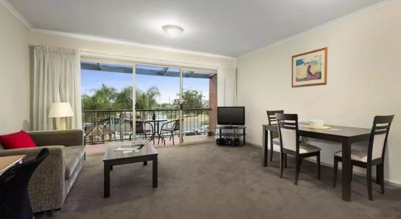 호텔 Quest Tamworth