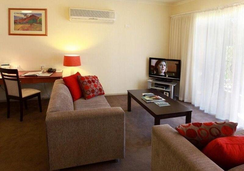 فندق Quest Tamworth