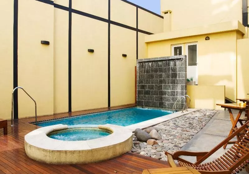 هتل Recoleta Uriburu By Ayres