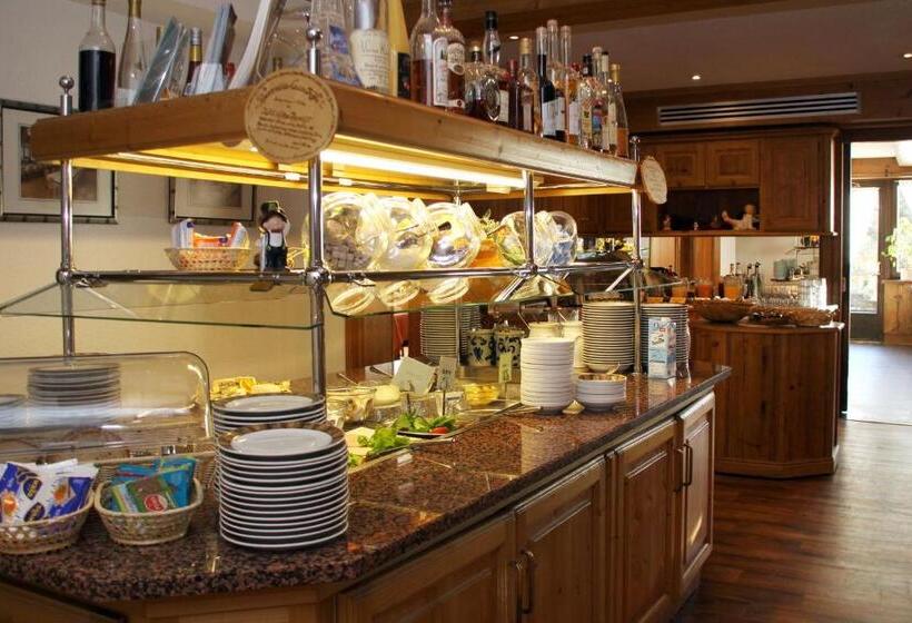 Отель Schöne Aussicht