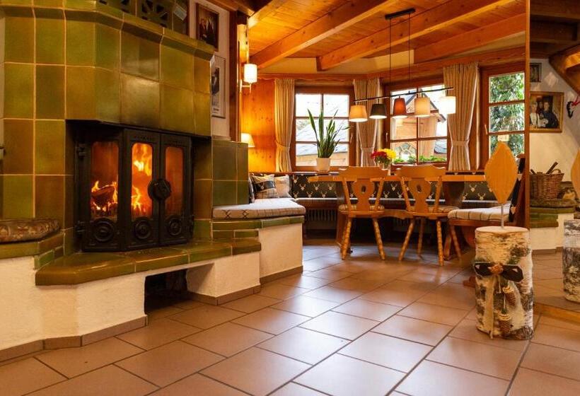 Отель Schöne Aussicht