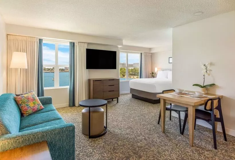 Отель Sonesta Es Suites San Francisco Airport Oyster Point Waterfront