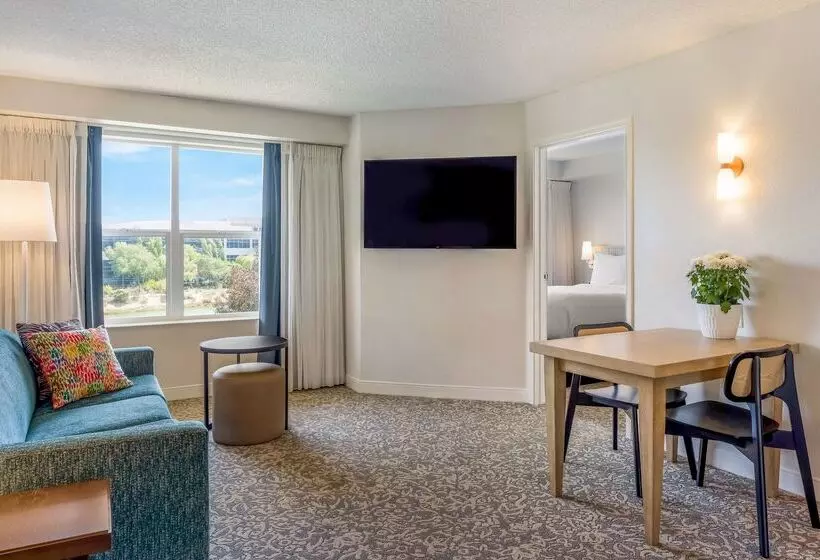 Отель Sonesta Es Suites San Francisco Airport Oyster Point Waterfront