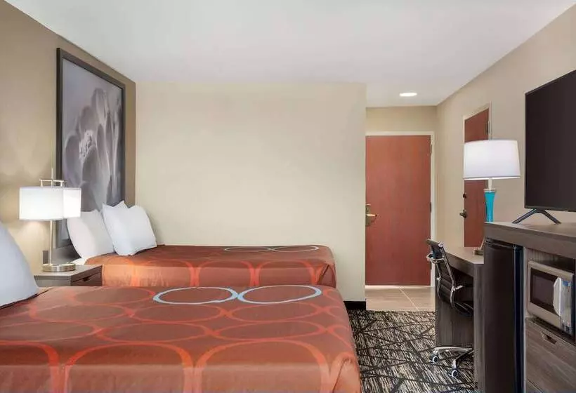 酒店 Super 8 By Wyndham San Antonio Airport North