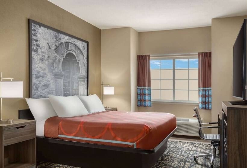 Отель Super 8 By Wyndham San Antonio Airport North