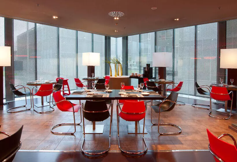 Отель Barcelona Condal Mar Affiliated By Meliá