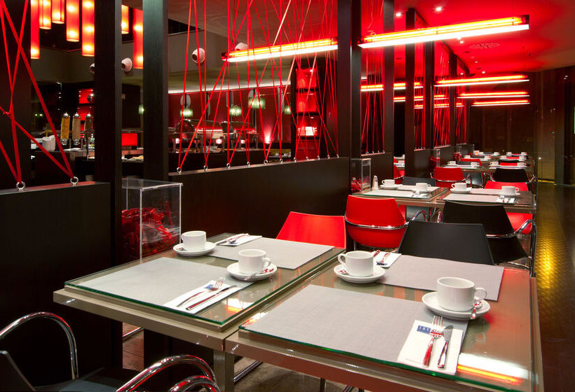 Отель Barcelona Condal Mar Affiliated By Meliá