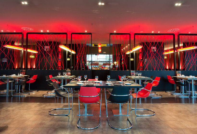 Отель Barcelona Condal Mar Affiliated By Meliá