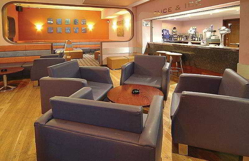 בית מלון כפרי Carlton