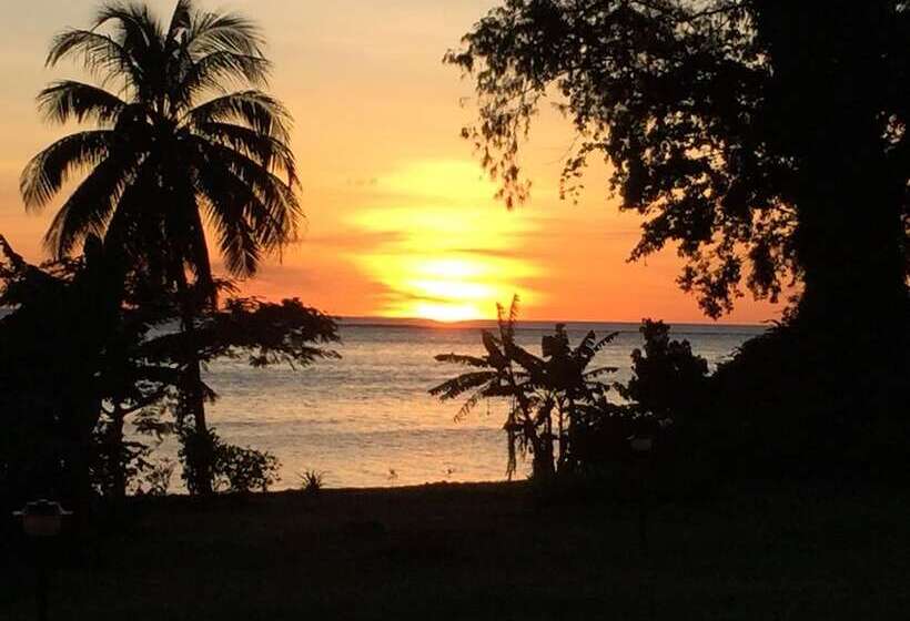 בית מלון כפרי Crusoe's Retreat