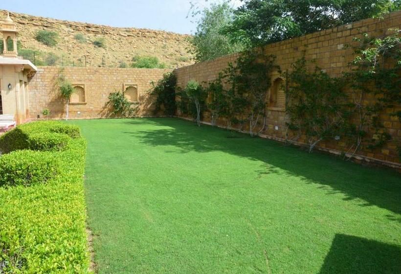 Отель Heritage Inn