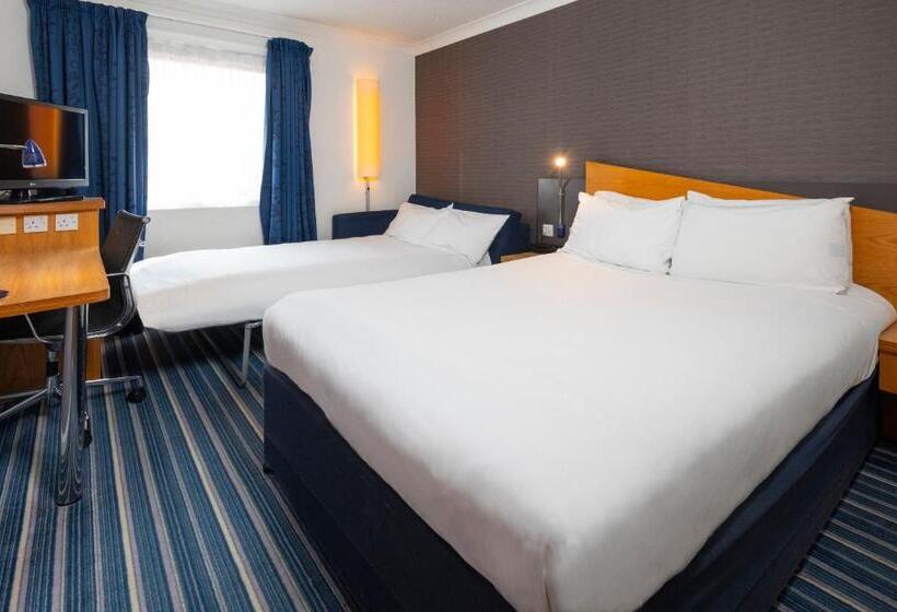 ホテル Holiday Inn Express Northampton South, An Ihg