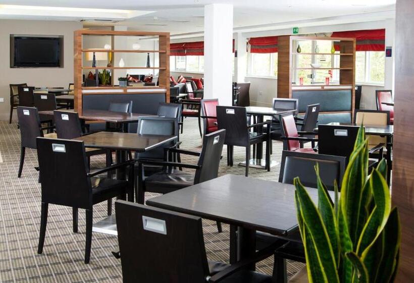 ホテル Holiday Inn Express Northampton South, An Ihg