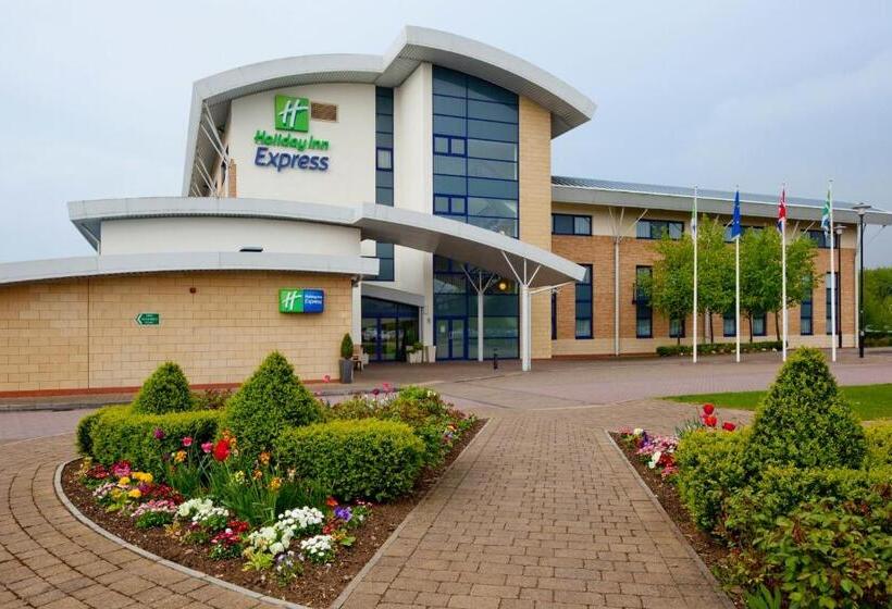 ホテル Holiday Inn Express Northampton South, An Ihg