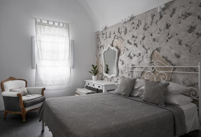 בית מלון כפרי Makris Beach