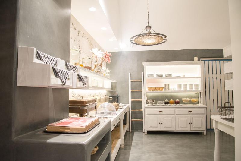 בית מלון כפרי Makris Beach