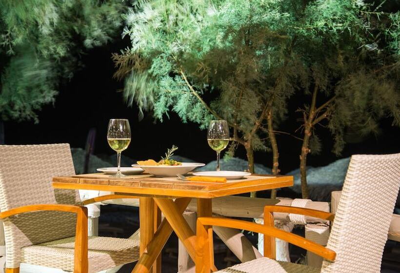 בית מלון כפרי Makris Beach