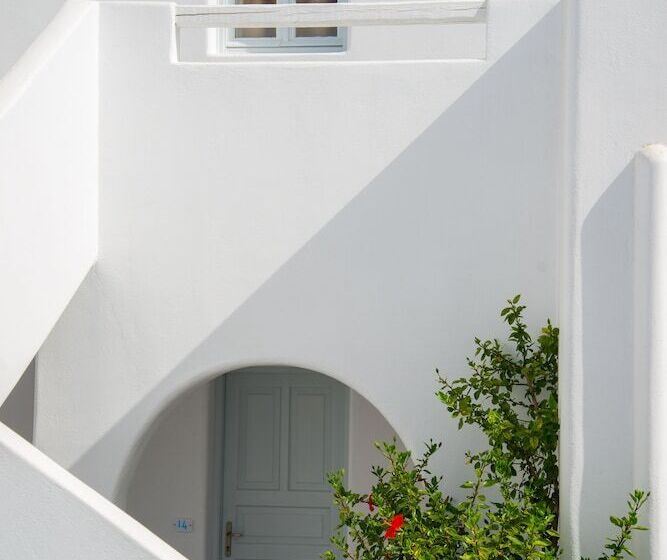 בית מלון כפרי Makris Beach