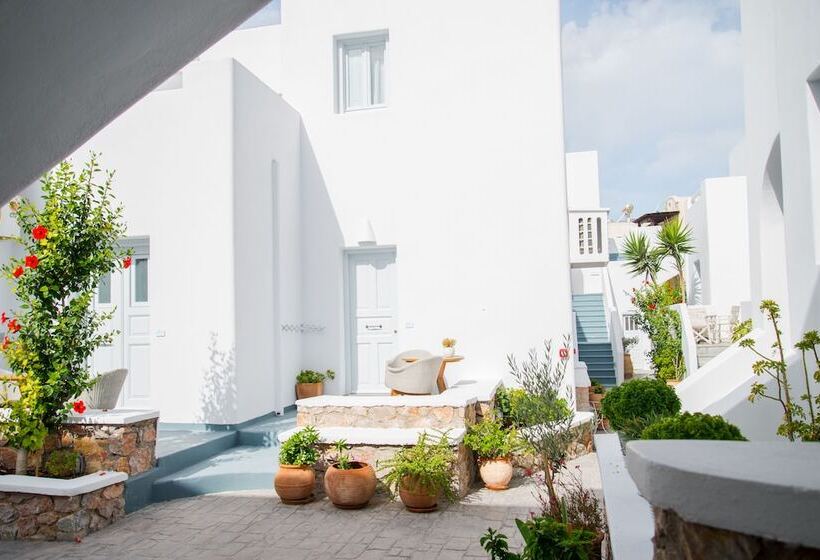 בית מלון כפרי Makris Beach