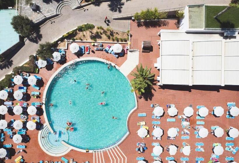 בית מלון כפרי Royal & Imperial Belvedere Resort