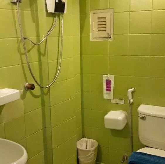 هتل Sawasdee Sukhumvit Inn