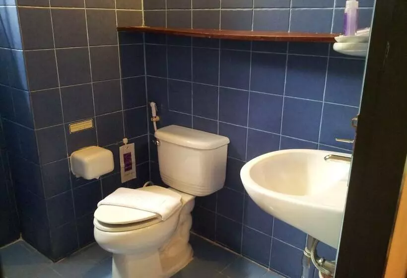 هتل Sawasdee Sukhumvit Inn