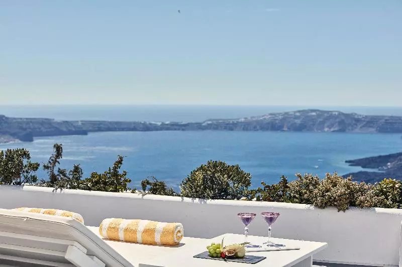 Katikies Chromata Santorini The Leading Hotels Of The World