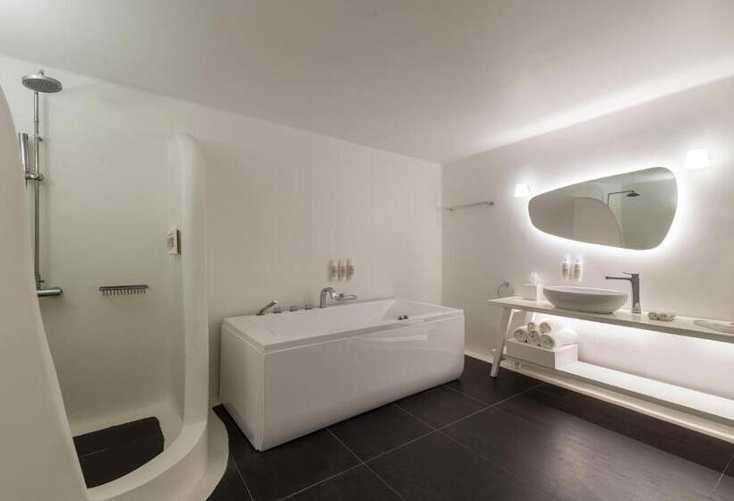 Katikies Chromata Santorini The Leading Hotels Of The World