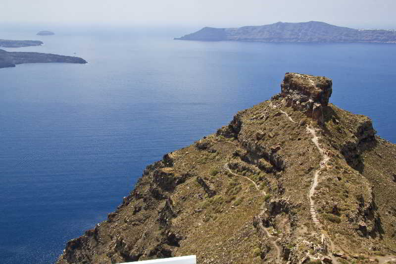 Pearl On The Cliff Hotel & Suites By Pearl Hotel Collection